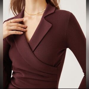 OGL Move Collared Surplice Top in
Sweet Hazelnut